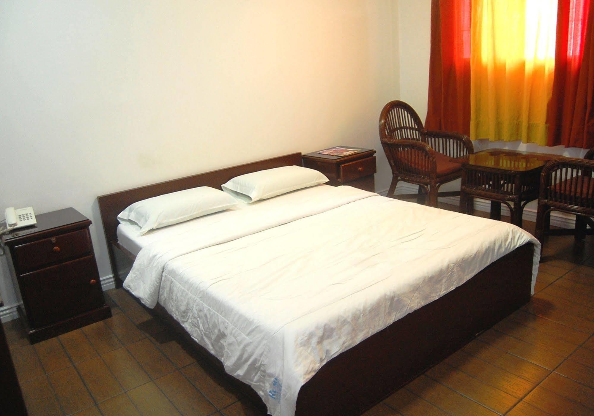 Rumi Apartelle Hotel Анхелес Экстерьер фото